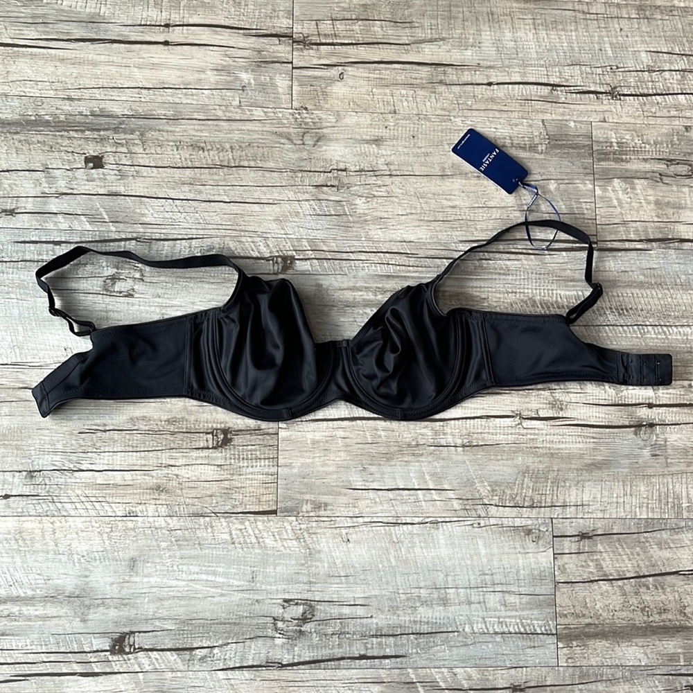 NWT Fantasie Smoothing T-Shirt Bra in Black